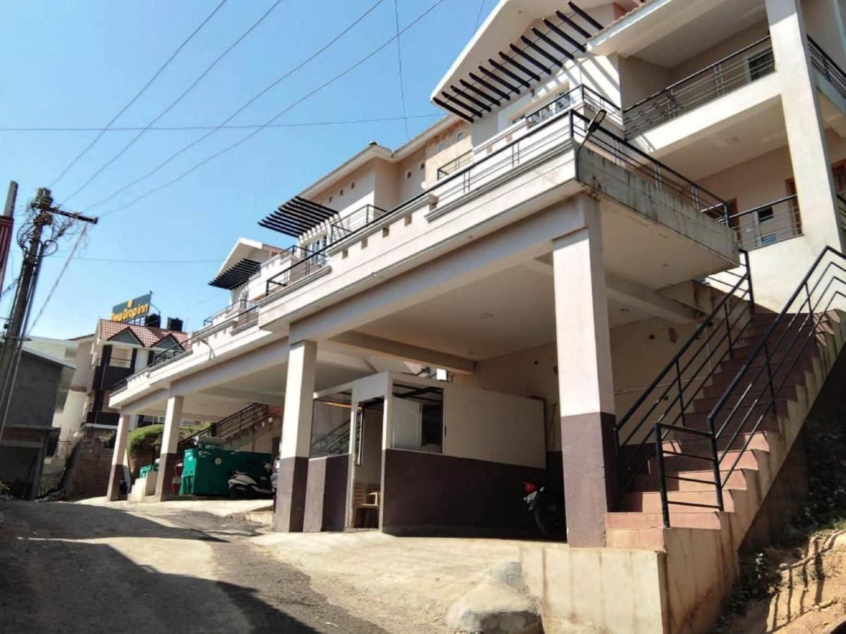 Dew Drop Inn Udagamandalam Exterior foto